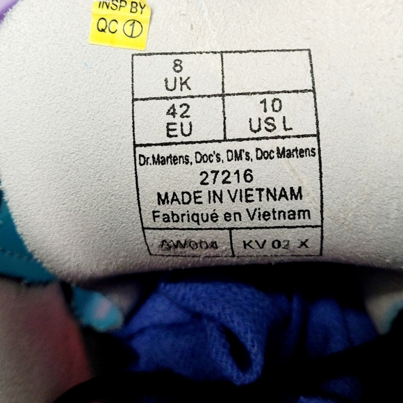 Dr. Martens 1460 Light Blue Patent Leather Women's Boots #27216 size 10 - Picture 11 of 11